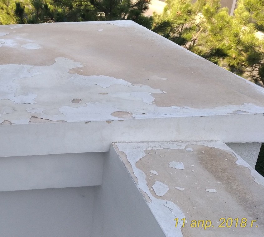 Demontagearbeiten an Außenumzäunungen von Privathäusern